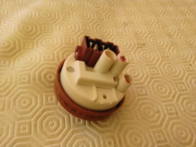 Pressostat pour Lave Linge INDESIT WITLX 129