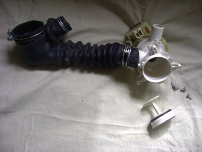 saba LL6FM1 pompe à vidange pièce machine à laver