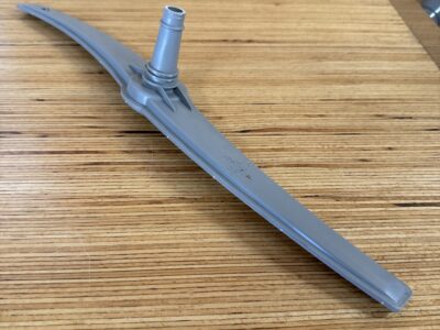 Bras d’aspersion inférieur lave-vaisselle BOSCH SMI69T65EU