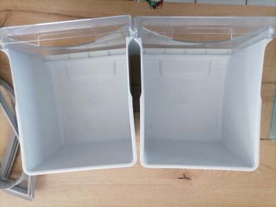 bac et balconnet porte frigo hotpoint ariston MC06