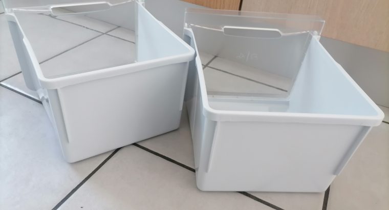 bac et balconnet porte frigo hotpoint ariston MC06