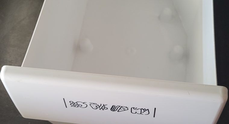 Bac à légumes réfrigérateur-congélateur Zanussi ZI 9234-A