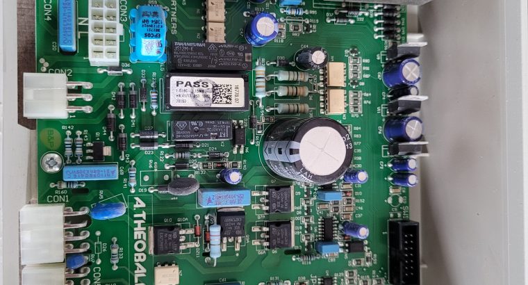 Boîtier électronique Frisquet chaudière à condensation